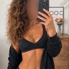 Olivia, 30 éves escort szexpartner profilkép